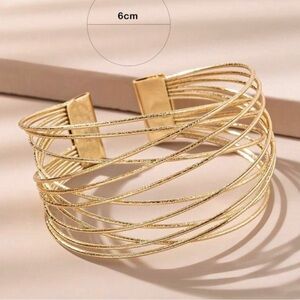 Gold 1pc Cuff Bracelet
